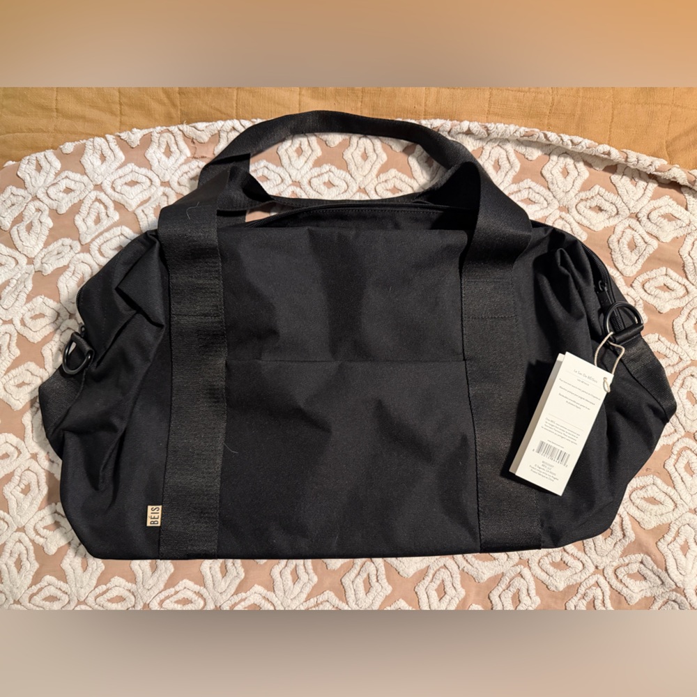 BEIS Beisic Duffle Bag Black NWT - Picture 2 of 5